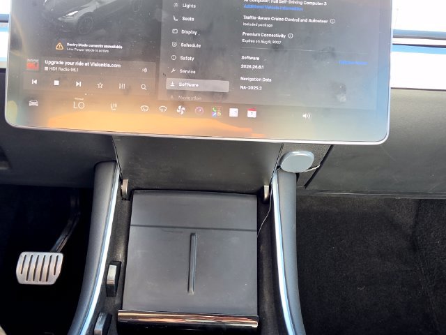 Used 2021 Tesla Model Y Performance AWD/4WD image 24