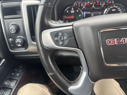 Used 2019 GMC Sierra 1500 SLE image 18