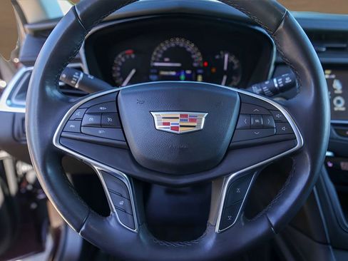 Used 2018 Cadillac XT5 Luxury image 12