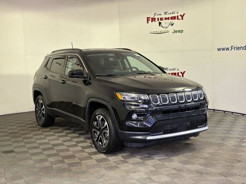 Used 2022 Jeep Compass Limited image 2