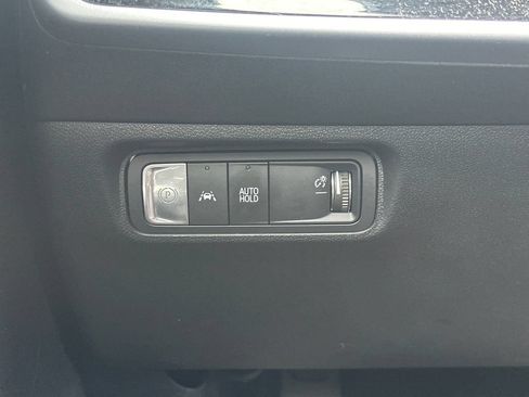 Used 2024 Honda Prologue EX image 17