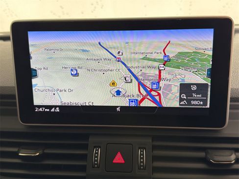 Used 2020 Audi SQ5 Prestige w/ Prestige Package image 3