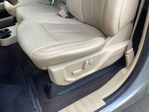 Used 2019 Ford F150 Lariat image 27