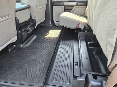 Used 2018 Ford F250 XLT image 12