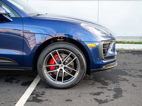 New 2026 Porsche Macan S image 9