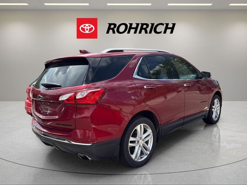 Used 2020 Chevrolet Equinox Premier AWD/4WD image 6