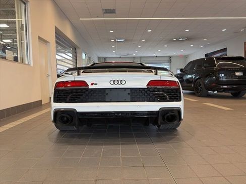 Used 2020 Audi R8 V10 performance image 6
