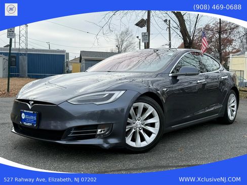 Used 2017 Tesla Model S 75D image 1