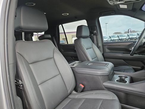 Used 2024 Chevrolet Tahoe Z71 w/ Luxury Package image 30