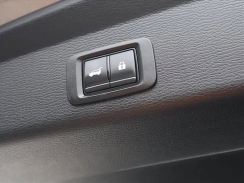 Used 2023 Mitsubishi Outlander SE AWD/4WD image 7