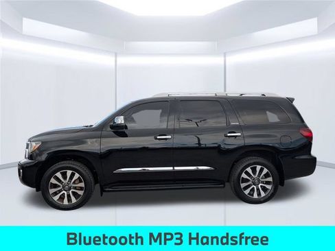Used 2022 Toyota Sequoia Limited RWD image 2