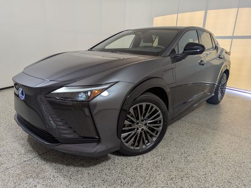 Used 2023 Lexus RZ 450e Premium w/ Accessory Package (Z1) AWD/4WD image 18