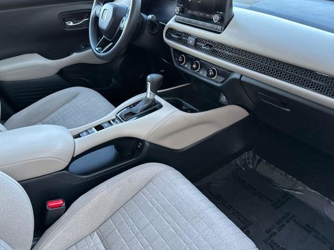 Certified 2025 Honda HR-V LX image 15