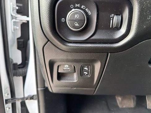 Used 2022 RAM 1500 Big Horn AWD/4WD image 14
