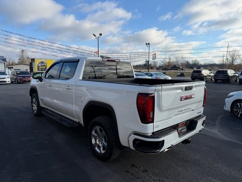 Used 2022 GMC Sierra 1500 AT4 w/ AT4 Preferred Package image 9