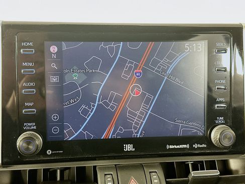 Used 2020 Toyota RAV4 Limited AWD/4WD image 22