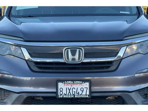 Used 2019 Honda Pilot LX image 11