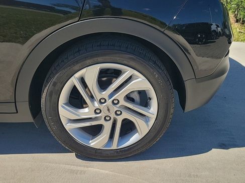 Used 2023 Chevrolet Bolt LT w/ Driver Confidence Package image 4