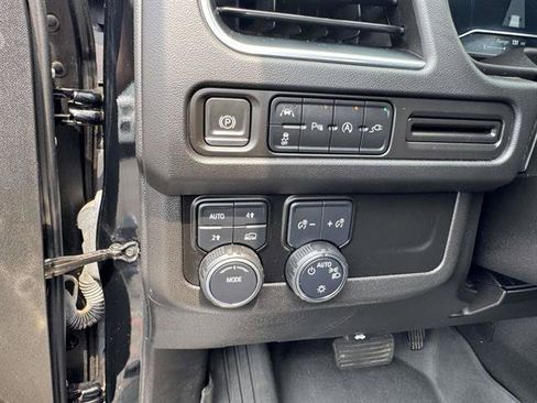 Used 2022 Chevrolet Tahoe LT AWD/4WD image 13