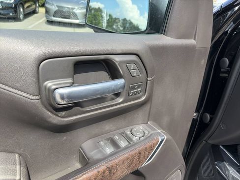 Used 2021 GMC Sierra 1500 Denali AWD/4WD image 31