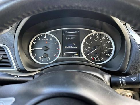 Used 2016 Nissan Sentra SV w/ Driver's Assist Package image 24