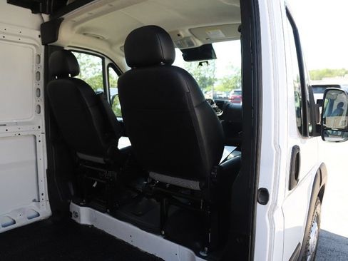 Used 2024 RAM ProMaster 2500 w/ Convenience Group FWD image 45