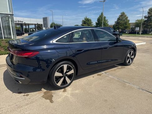 Used 2025 Audi A5 2.0T Premium w/ Convenience Package AWD/4WD image 2