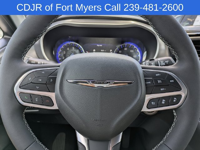 New 2026 Chrysler Pacifica Select FWD image 20