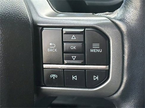 Used 2022 Ford F150 Lightning Lariat image 14