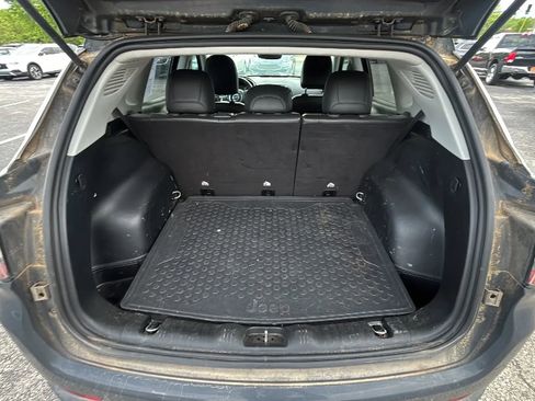 Used 2018 Jeep Compass Limited w/ Navigation Group FWD image 14