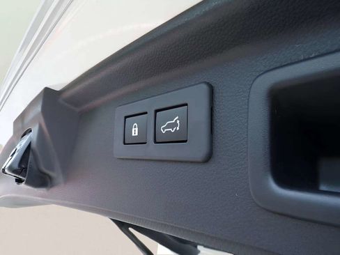 Certified 2025 Subaru Forester Wilderness image 21