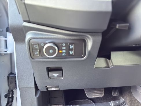 New 2025 Ford Bronco Outer Banks image 14