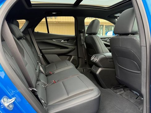 Used 2024 Chevrolet Blazer EV LT image 15