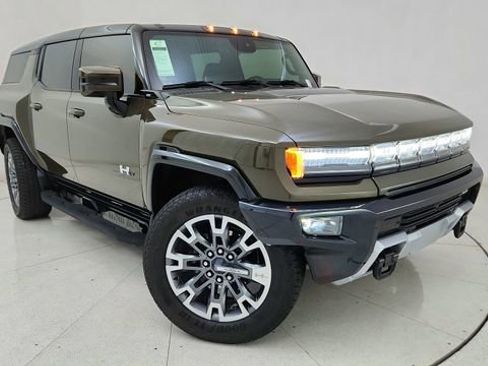 Used 2025 GMC Hummer EV 2X w/ LPO, Cargo Utility Package image 88