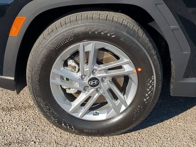 New 2025 Hyundai Tucson SE FWD image 11