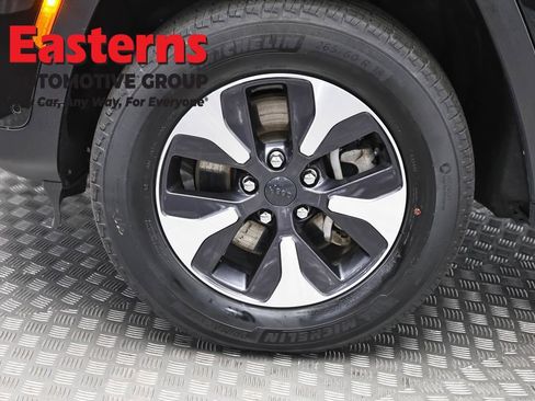 Used 2023 Jeep Grand Cherokee 4WD 4xe w/ Luxury Tech Group II image 35