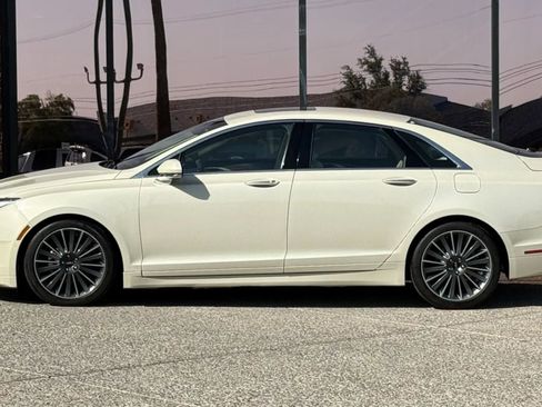 Used 2016 Lincoln MKZ Hybrid w/ Equipment Group 600A Reserve FWD image 4