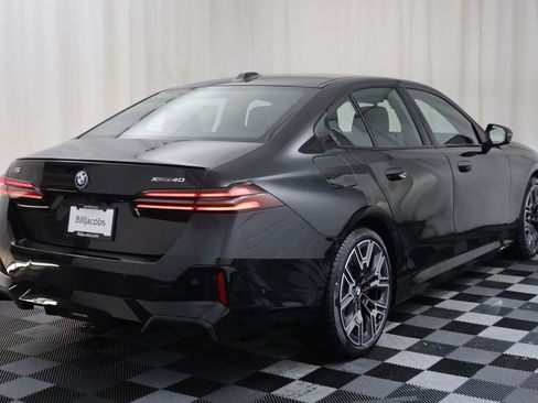 New 2026 BMW i5 eDrive40 w/ M Sport Package AWD/4WD image 18