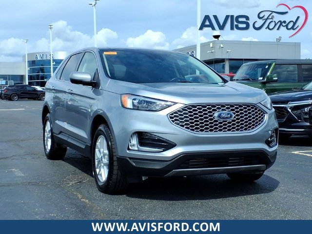 Used 2024 Ford Edge SEL w/ Convenience Package AWD/4WD image 2