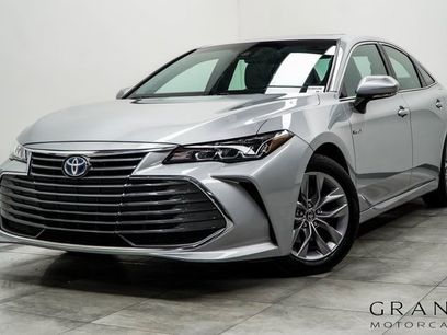 Used 2021 Toyota Avalon XLE w/ Moonroof Package
