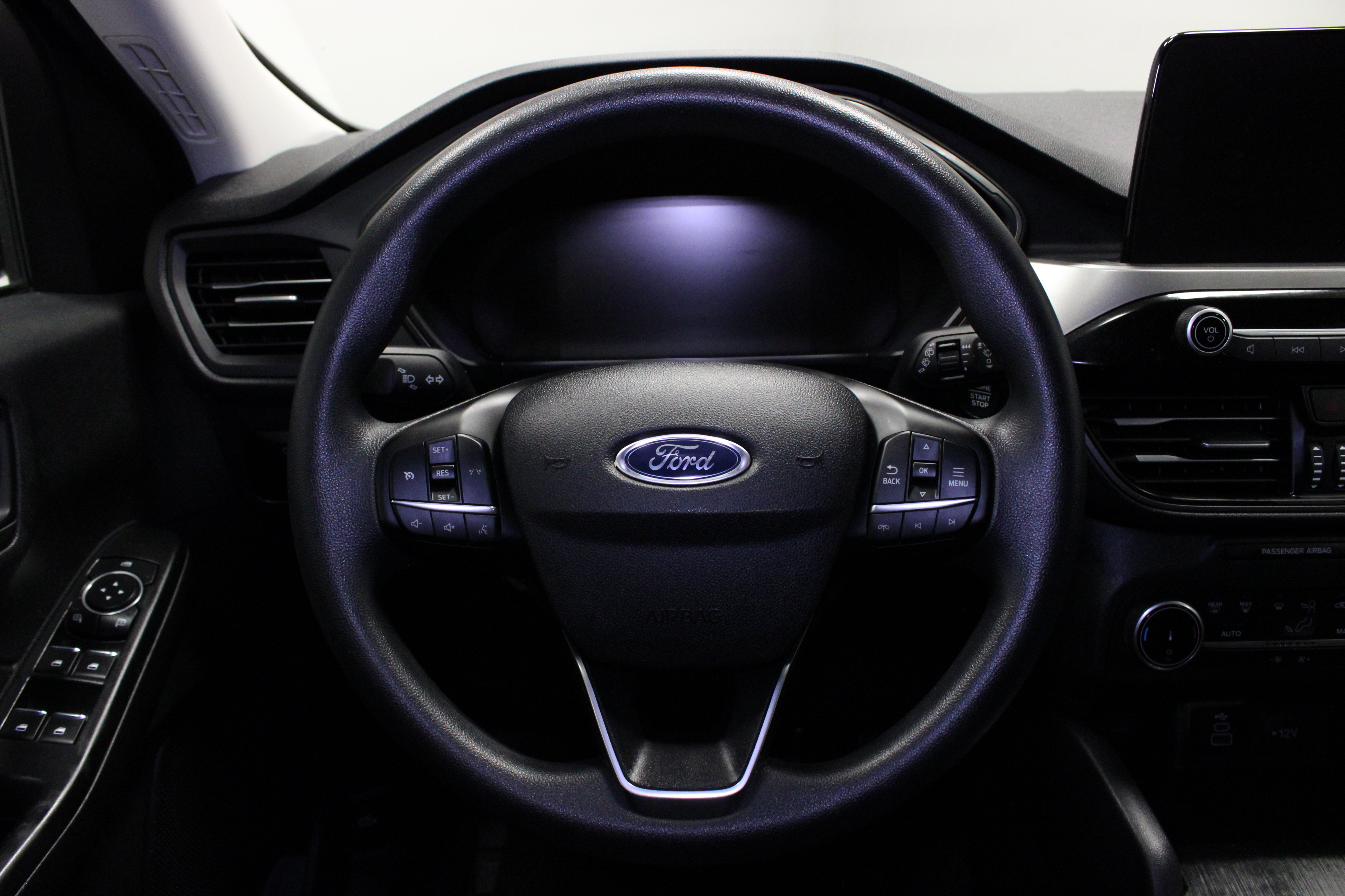 Used 2025 Ford Escape Active AWD/4WD image 20