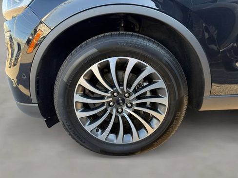 Used 2020 Lincoln Aviator Reserve w/ Equipment Group 201A AWD/4WD image 22