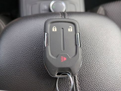 Certified 2024 GMC Terrain SLE image 27