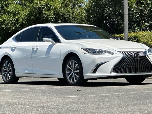Used 2021 Lexus ES 350 w/ Accessory Package FWD image 7