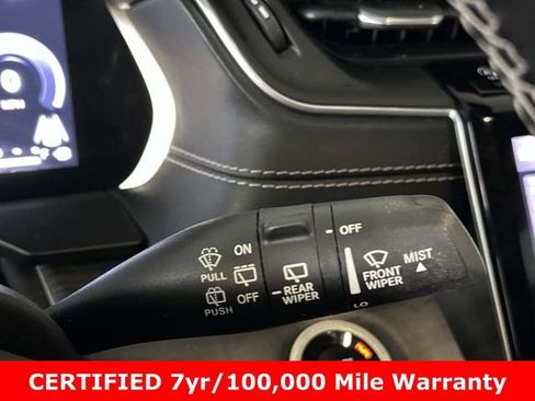 Used 2022 Jeep Grand Cherokee Limited w/ Luxury Tech Group II image 29