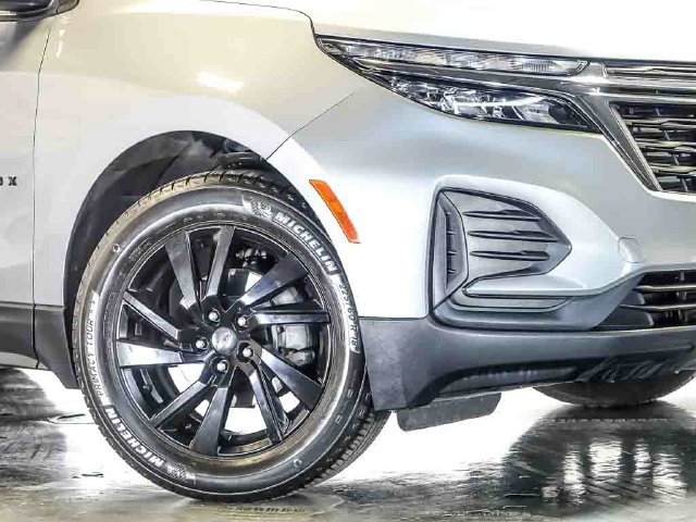 Certified 2024 Chevrolet Equinox LS w/ LS Convenience Package FWD image 4