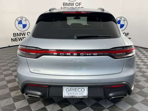 Used 2024 Porsche Macan AWD/4WD image 12