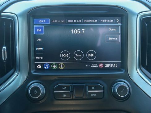 Used 2022 Chevrolet Silverado 2500 LT image 23