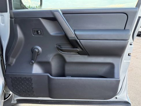 Used 2011 Nissan Titan S w/ S Popular Equipment Pkg AWD/4WD image 28
