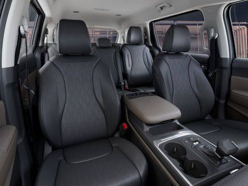 New 2026 Kia Carnival FWD image 15